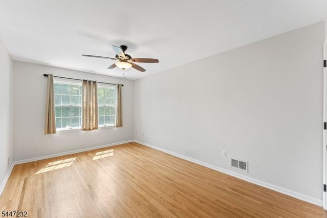 5 Clark Ct, Bridgewater Twp., NJ 08807