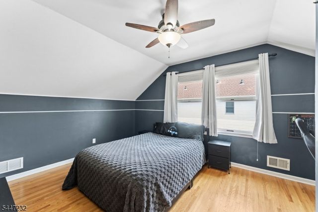 5 Clark Ct, Bridgewater Twp., NJ 08807