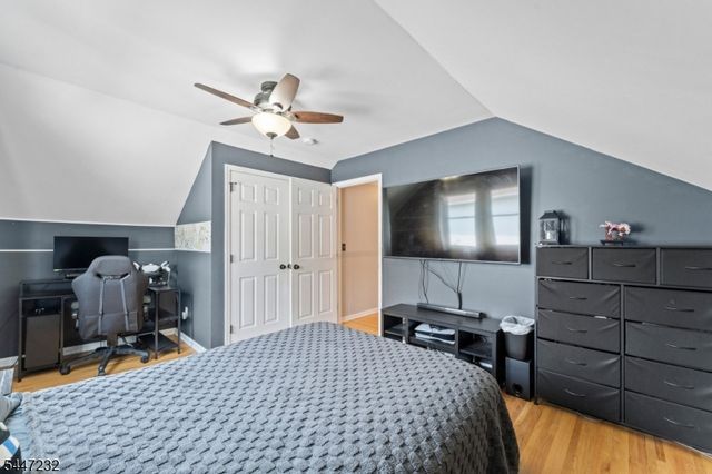 5 Clark Ct, Bridgewater Twp., NJ 08807