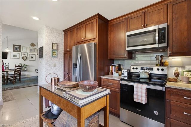 560 N Witchduck RD, Virginia Beach, VA 23462