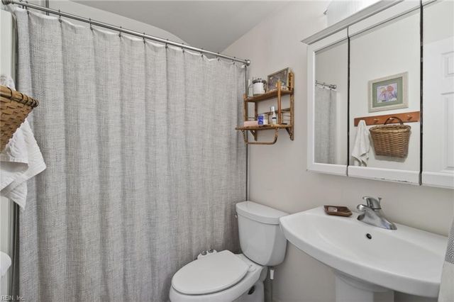 560 N Witchduck RD, Virginia Beach, VA 23462