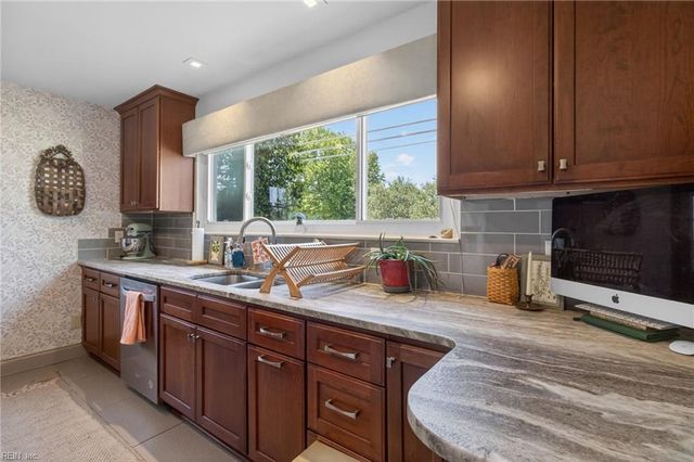 560 N Witchduck RD, Virginia Beach, VA 23462