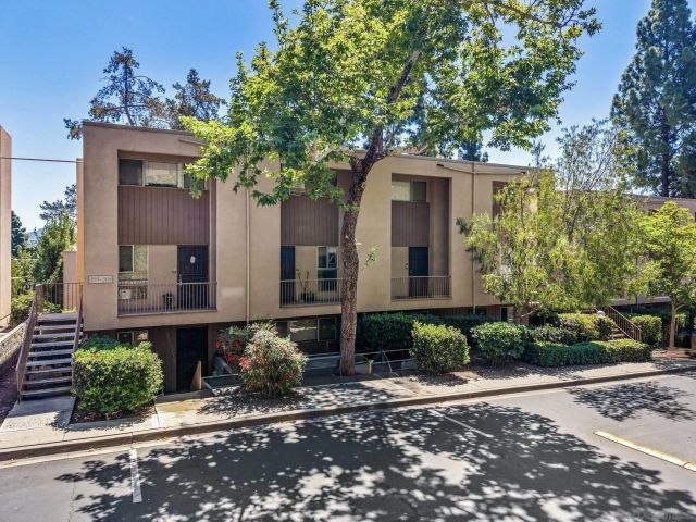 5700 Baltimore Drive 206, La Mesa, CA 91942