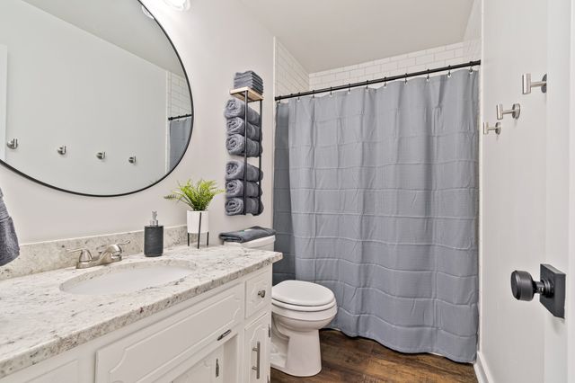 374 Ridgefield Cir, Winchester, TN 37398