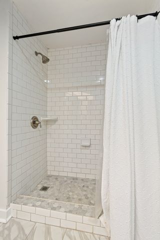 374 Ridgefield Cir, Winchester, TN 37398