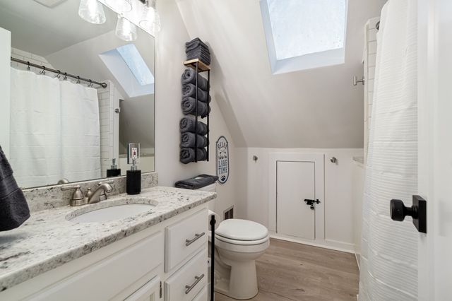 374 Ridgefield Cir, Winchester, TN 37398