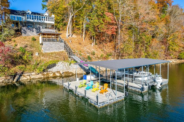 374 Ridgefield Cir, Winchester, TN 37398