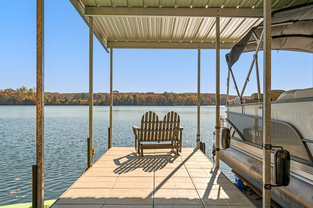 374 Ridgefield Cir, Winchester, TN 37398