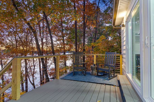 374 Ridgefield Cir, Winchester, TN 37398