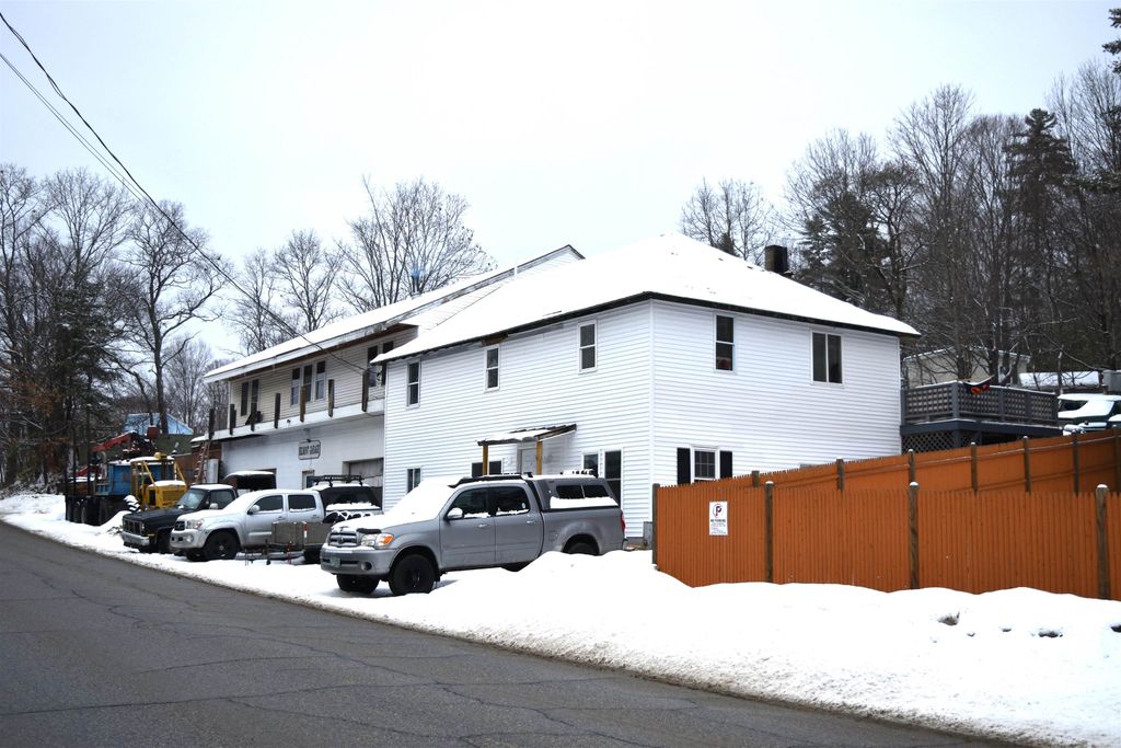 53 Concord Street, Belmont, NH 03220