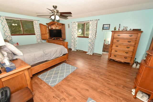 1009 E 4th Street, Fowler, IN 47944