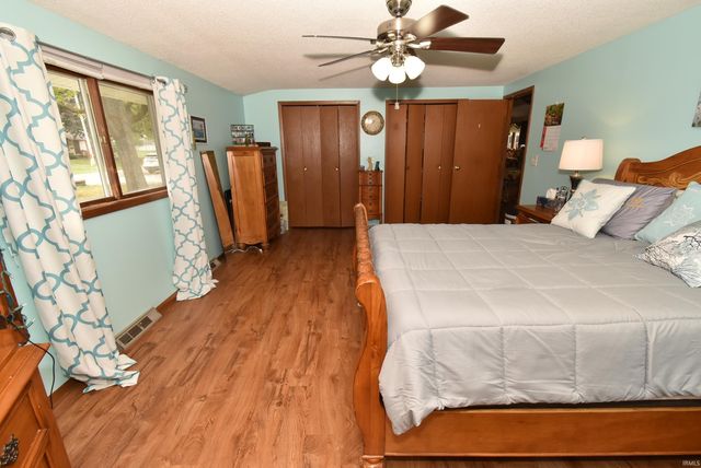 1009 E 4th Street, Fowler, IN 47944