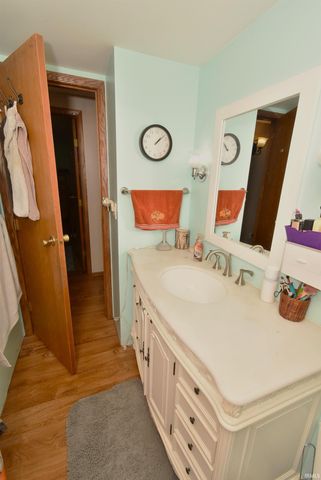 1009 E 4th Street, Fowler, IN 47944