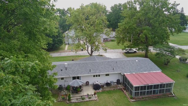 1009 E 4th Street, Fowler, IN 47944