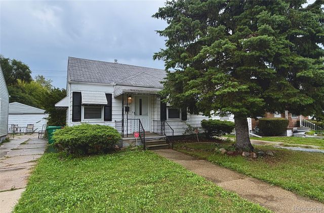 23344 Lexington Avenue, Eastpointe, MI 48021