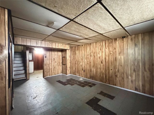 23344 Lexington Avenue, Eastpointe, MI 48021