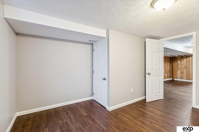 3955 N 54 Street, Omaha, NE 68104