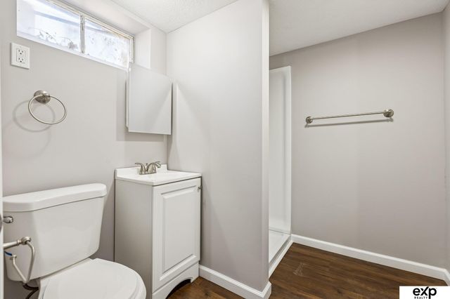 3955 N 54 Street, Omaha, NE 68104