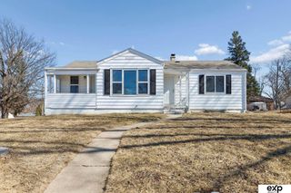 3955 N 54 Street, Omaha, NE 68104