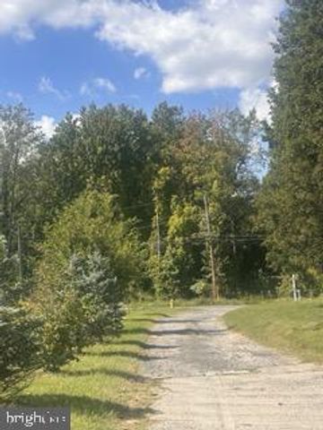 7339-1 GREEN ACRES DR, Glen Burnie, MD 21060