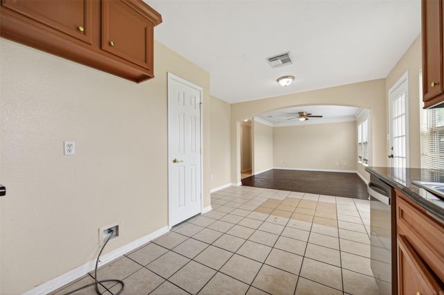 707 Mockingbird Street, Navasota, TX 77868