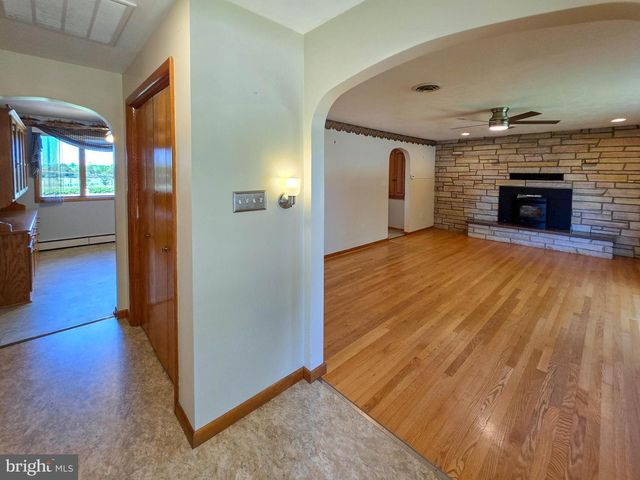 14329 WILLIAMSPORT PIKE, Greencastle, PA 17225