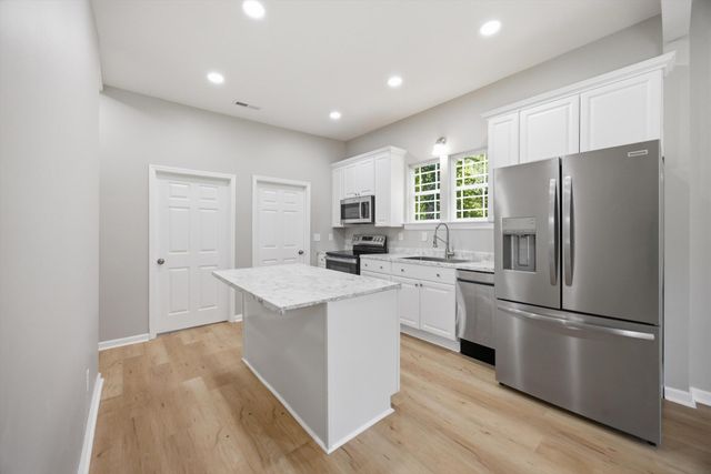 1711 Stanfiel Street, Chattanooga, TN 37406