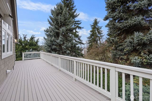 1665 204th Avenue NE, Sammamish, WA 98074