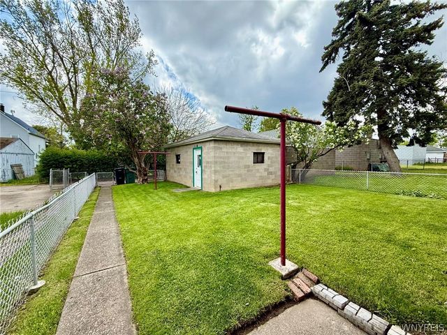 1157 La Salle Avenue, Niagara Falls, NY 14301
