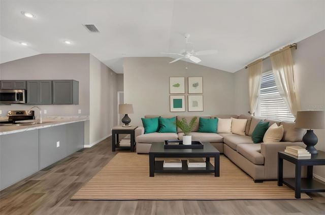 5608 MINDY PLACE, The Villages, FL 32163
