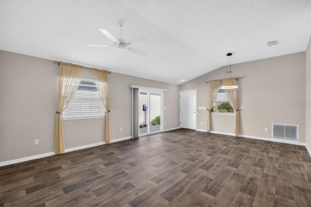 5608 MINDY PLACE, The Villages, FL 32163
