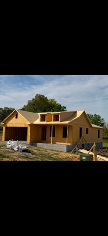 136 Cloyd Lane, London, KY 40741
