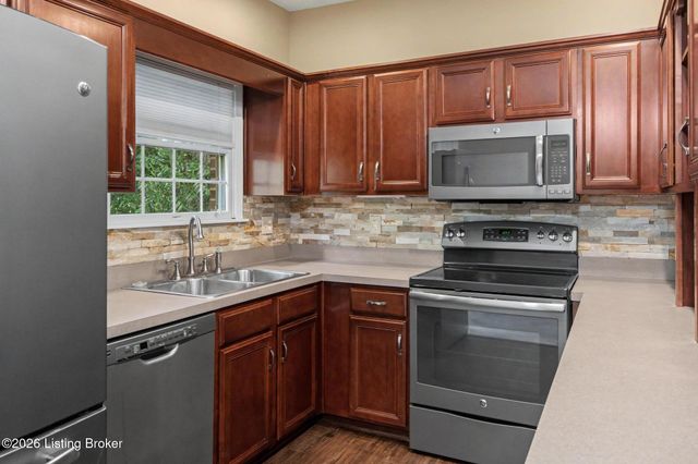 3112 Hendon Rd, Louisville, KY 40220