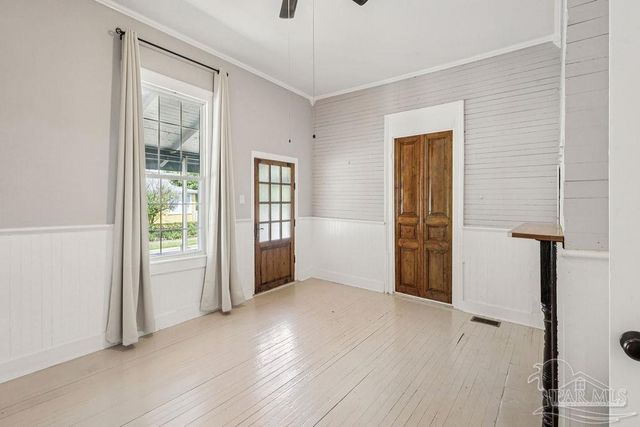 600 E Jackson St, Pensacola, FL 32501