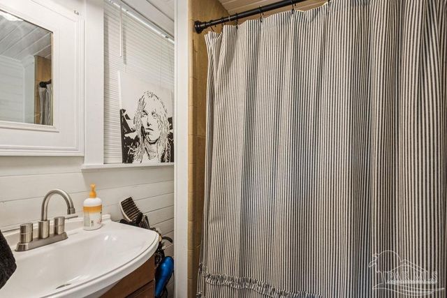 600 E Jackson St, Pensacola, FL 32501