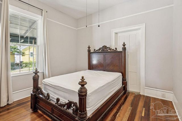 600 E Jackson St, Pensacola, FL 32501