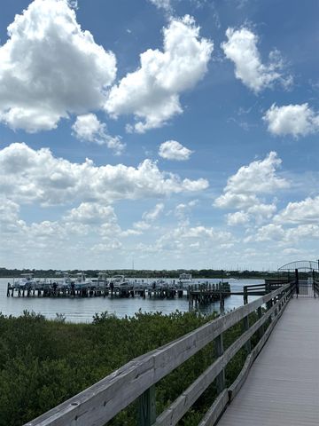 140 Oyster Catcher Cir, St Augustine, FL 32080