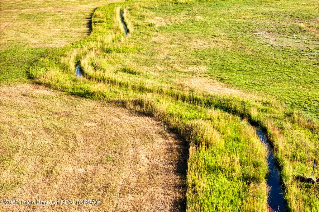 4585 W HIGHWAY 22, Wilson, WY 83014 photo 11