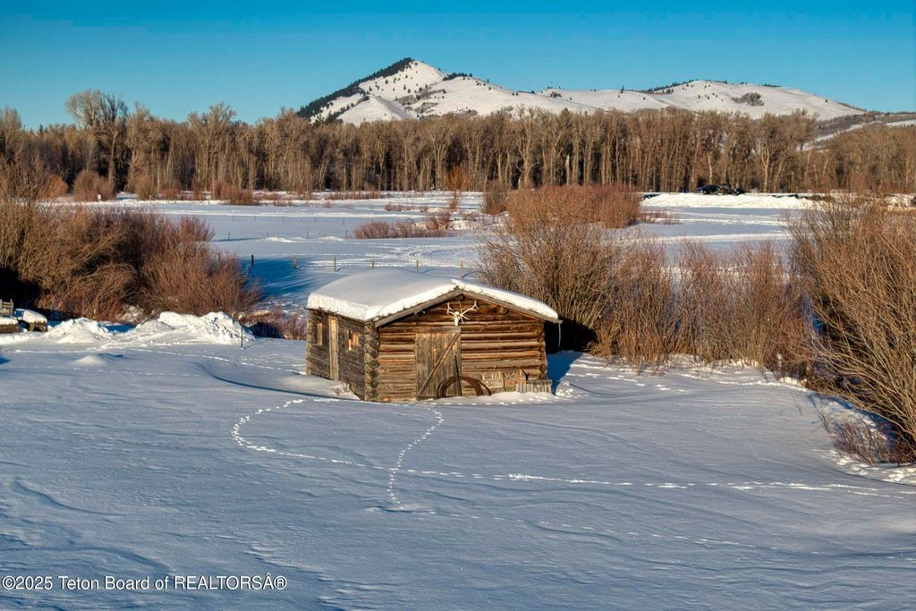 4585 W HIGHWAY 22, Wilson, WY 83014 photo 13