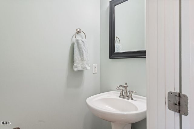277 Millbrook Drive, Pittsboro, NC 27312