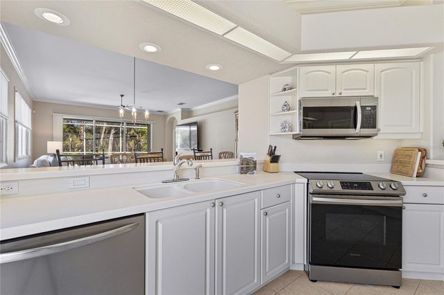 8733 49TH TERRACE EAST, Bradenton, FL 34211