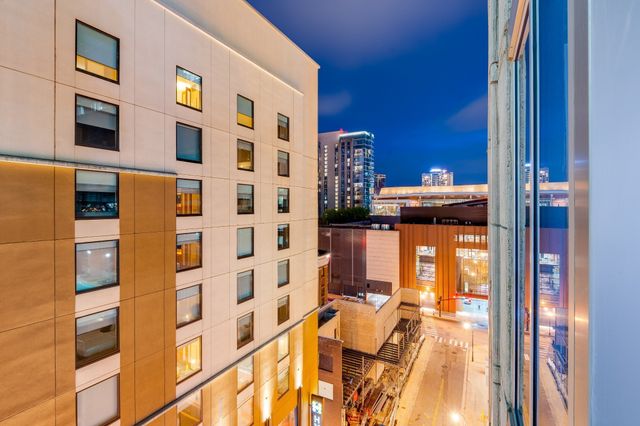 301 Demonbreun St Unit 1015, Nashville, TN 37201