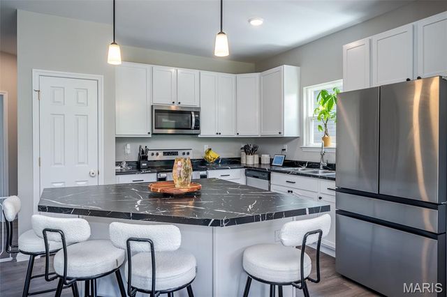 3025 Koch Lane, Washington, MO 63090