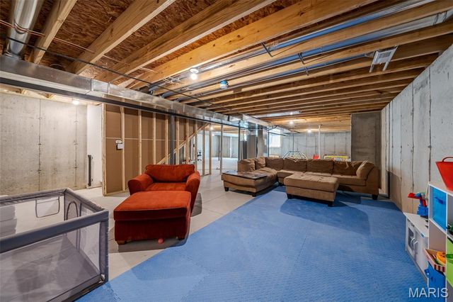 3025 Koch Lane, Washington, MO 63090