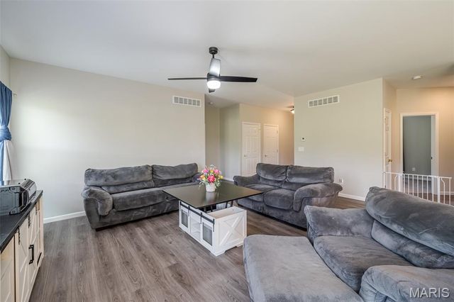 3025 Koch Lane, Washington, MO 63090