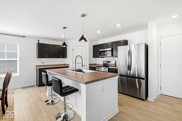 1623 N Regatta Drive, Greenfield, IN 46140