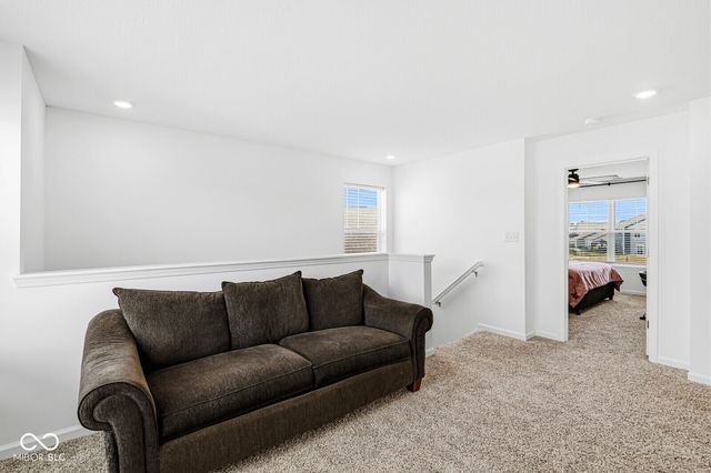 1623 N Regatta Drive, Greenfield, IN 46140