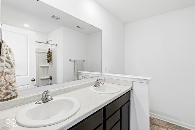 1623 N Regatta Drive, Greenfield, IN 46140