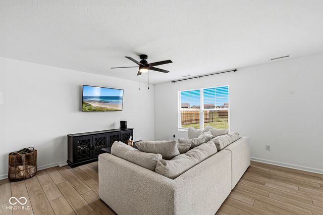 1623 N Regatta Drive, Greenfield, IN 46140