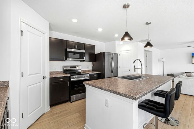 1623 N Regatta Drive, Greenfield, IN 46140